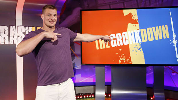 rob-gronkowski-nickelodeon-crashletes-header.jpg